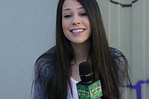 欧美粗大猛烈18p少妇荡乳 Porn